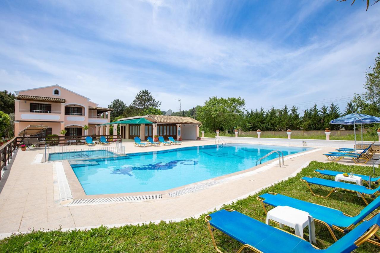 Nikos Pool Apartments - Ground Floor Sidárion Esterno foto